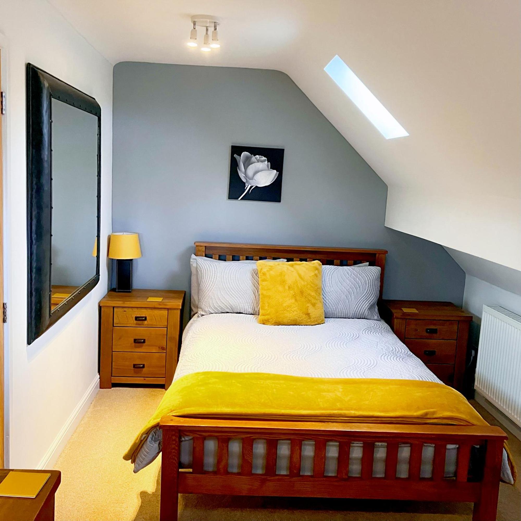 The Pigsty - 3 Bedroom Barn Conversion Ковентрі Екстер'єр фото
